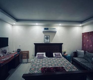 Al Ain House | Budget Hostel Rooms