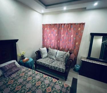 Al Ain House | Budget Hostel Rooms