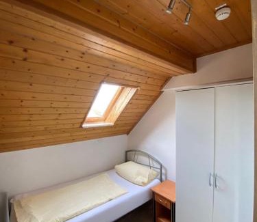 Sandhofen Bed & Breakfast | Budget Hotel Mannheim