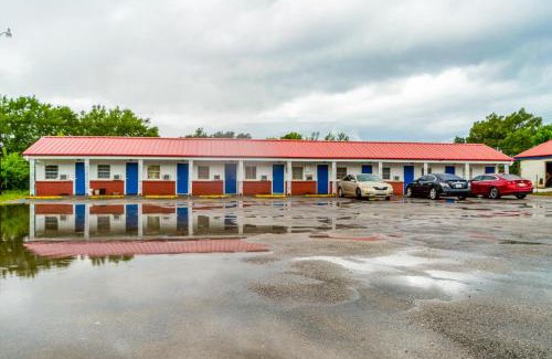 Palestine Hotel | Budget Inn By OYO Palestine TX Hwy 79