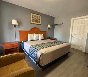 Magnolia Hotel | Budget Inn