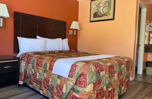 Old Mountain View Hotel | Budget Motel