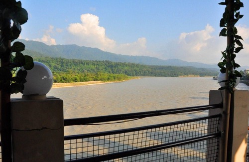 Rishikesh Villa | Budget Room on the Ganga - Spirituality Unlimitied