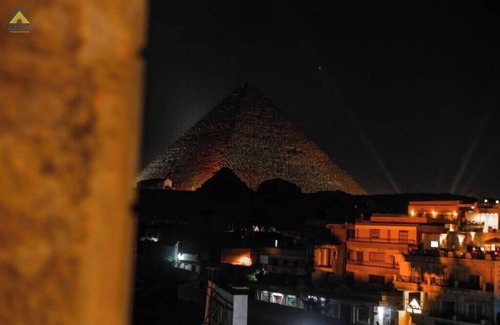 Old Cairo Apartment | Budget Single Room