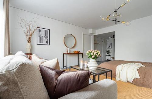 Katarina-Sofia Apartment | Budget studio in hip SoFo - construction work