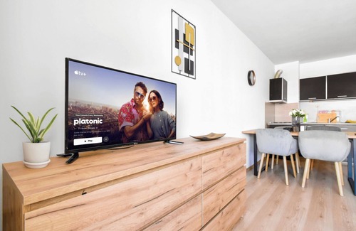 Mladost Apartment | Budget+Work-Friendly Apartment near Business Park