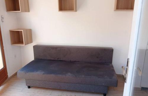 La Crau Apartment | BudgetBnb studette a la moutonne