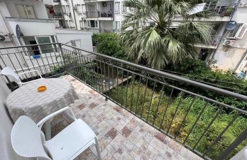Maini Apartment | Budva Apartments