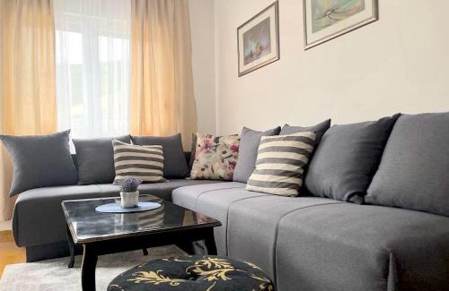 Golubovina Apartment | Budva City De Lux