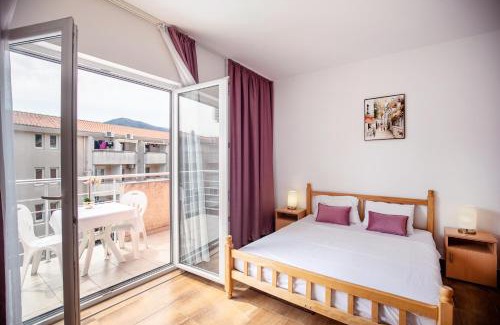 Podmaine Apartment | Budva Town Apartments