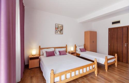 Podmaine Apartment | Budva Town Apartments