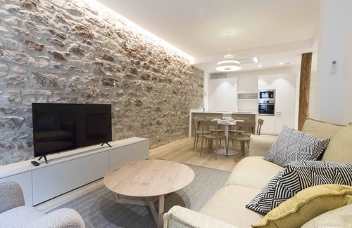 San Sebastian Centro Apartment | Buen Pastor II - The Rentals Collection