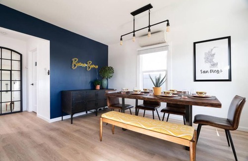 Logan Heights House | * Bueno Bueno Casita */7 min to Downtown/4 Bdr
