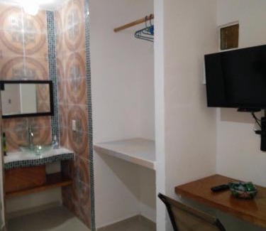 Joaquin Zetina Gasca House | Buenos Días Guest House