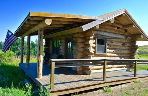Roberts Cabin | Buffalo Cabin @ Paris Montana® on Rock Creek