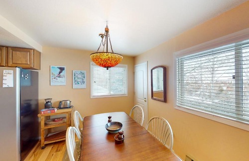 Elkhorn Village Apartment | Buffalo Charmer