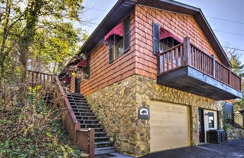 Bryson City Cottage | Buffalo Creek Guest Cottage - Bryson City | Close to town - Motorcycle Friendly