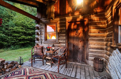 Floyd Cabin | Buffalo Hollow Preserve & Cabin in the Blue Ridge MountainsnPet Friendly