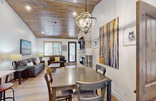Torreon House | Buffalo Pines Getaway