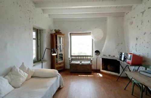 Ganema House | Bufo house 180 sea view - Serifians Residences