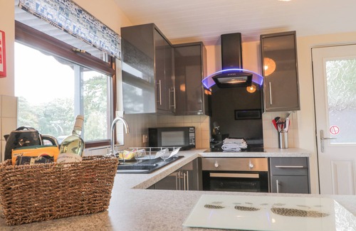 Saltburn-by-the-Sea Cottage | BUGLE, pet friendly, country holiday cottage in Saltburn-By-The-Sea