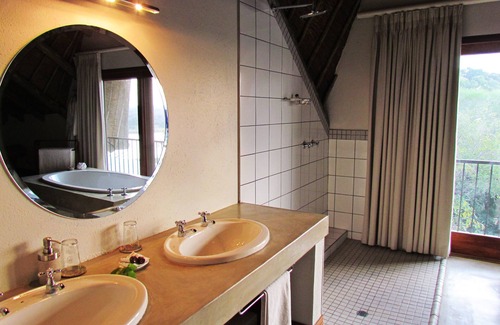 Hectorspruit Cabin | Buhala Lodge