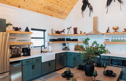 Hochatown Cabin | Build-Your-Own Mini Golf, Pool, Sauna, Games Galore - The Bitmore