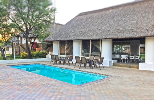 Wolmaransstad Hotel | Buisfontein Safari Lodge