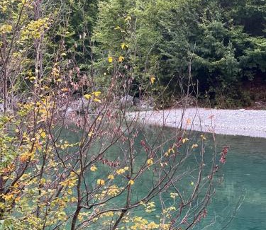 Kukes County Hotel | Bujtina Aroma E Malit