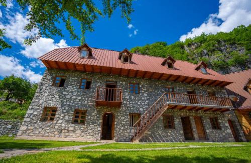 Theth House | Bujtina Berishta Theth