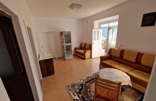 Koman House | Bujtina Dalmacia