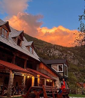 Theth House | Bujtina Harusha