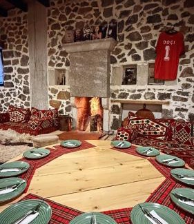 Diber House | Bujtina Oxhaku i Docit