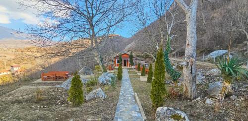 Librazhd House | Bujtina Shpella e Plakës Çerçan