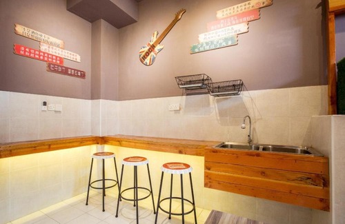 Bukit Indah House | Bukit Indah 8-16 Pax 5Min to Aeon Mall