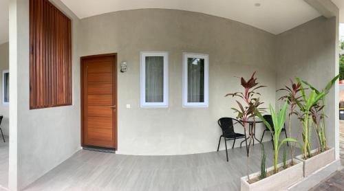Kuta Apartment | Bulan Biru