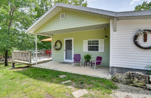 Cedarcreek House | Bull Shoals Lake Home with Porch - Steps to Water!