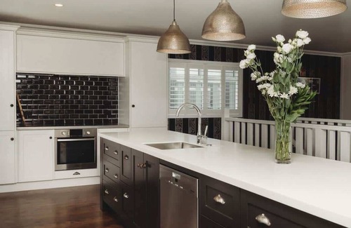 New Plymouth House | Buller Noire - luxury New Plymouth oceanview home