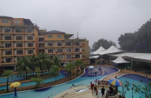 Endah Hotel | Buluh Inn @ Gold Coast Morib