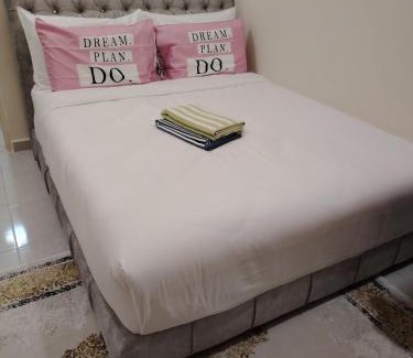 Kampung Pondok Villa | Bumiemas Villa - 2 BEDROOM