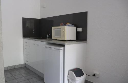 Bundaberg West Hotel | Bundaberg Spanish Motor Inn