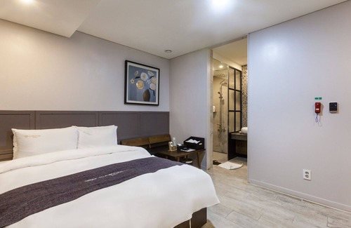 Jeongja-dong Hotel | Bundang Carlton