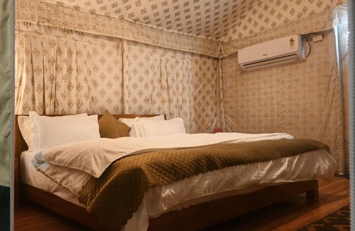 Panna Hotel | Bundeli Camps and Resorts, Panna