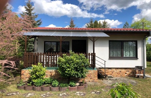 Jessern Apartment | Bungalow in Spreewald with Terrace and Lawn