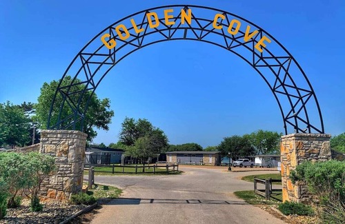 Graford House | Bungalow #1 on Possum Kingdom Lake