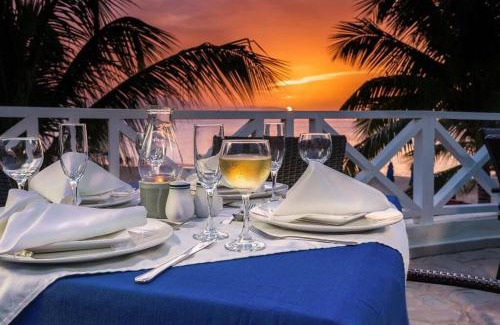 El Batey House | Bungalow #12 at Waterfront Playa Alicia