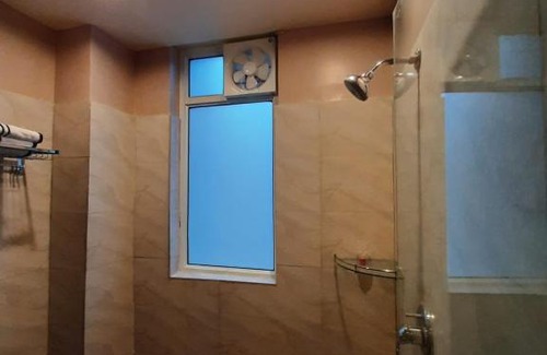 Malviya Nagar House | Bungalow 29 - Near World Trade Park