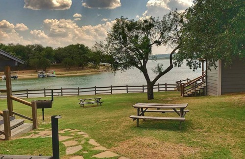 Graford House | Bungalow #4 at Possum Kingdom Lake