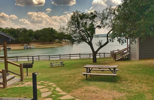 Graford House | Bungalow #5 at Possum Kingdom Lake
