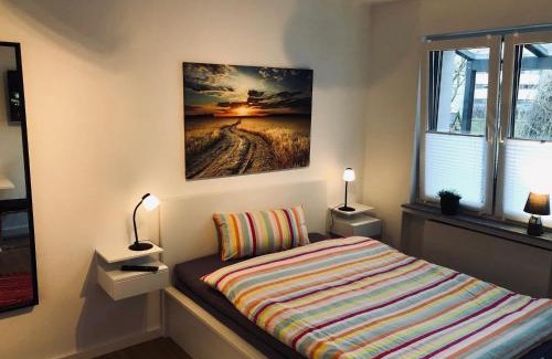 Wolfsburg Apartment | Bungalow am Stadtwald, 24h Check-in